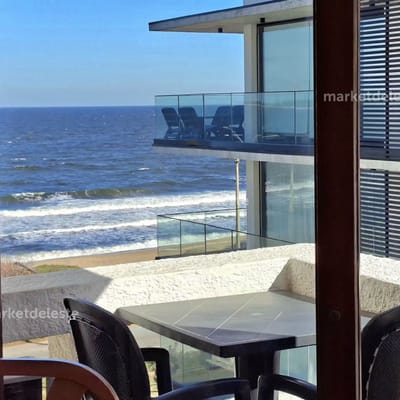 APARTAMENTO PRIMERA LINEA MANSA 2 DORMITORIOS