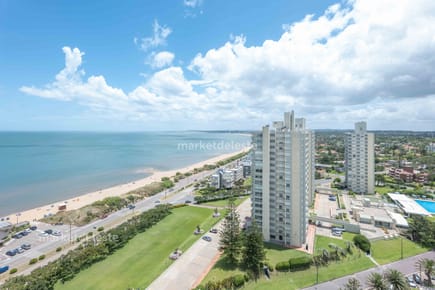 TORRE WASHINGTON_DOS DORMITORIOS Y MEDIO A LA VENTA FRENTE AL MAR