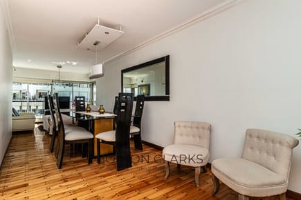 APARTAMENTO EN VENTA DE TRES DORMITORIOS CON SERVICIO Y GARAGE EN PUNTA CARRETAS