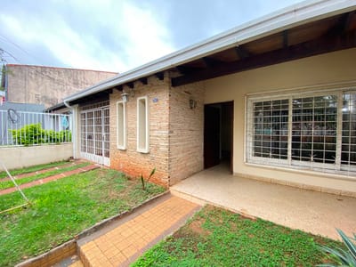 VENDO HERMOSA RESIDENCIA EN BARRIO MMBURICAO