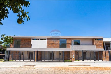 VENDO DUPLEX EN LAMBARE 