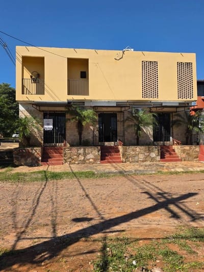 Alquilo salón comercial de 24 m² en San Lorenzo - barrio Valle Industrial