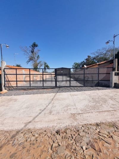Venta de Depósito / Tinglado en Limpio, Central