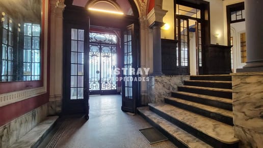Casa en venta de 7 ambientes en Montevideo