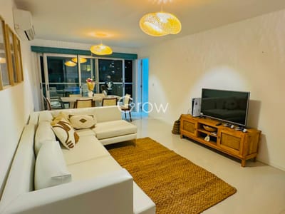 Apartamento en Icon Brava muy lindo puesto alquiler verano