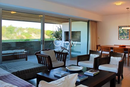 Excelente departamento frente al mar en Brava 28
