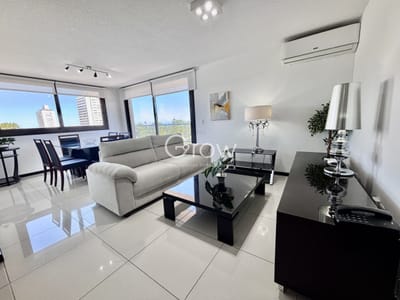 Divino apartamento en venta de 3 dormitorios