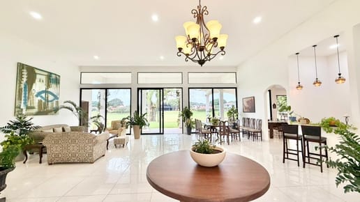 Residencia de Lujo Polo Country Club