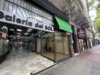 ALQUILER | Local en  el  centro   de montevideo
