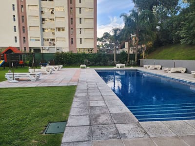 ALQUILER | Apartamento en Punta del Este |2 dormitorios | 2 Baños | 1 Cochera . Av. Rosevelt