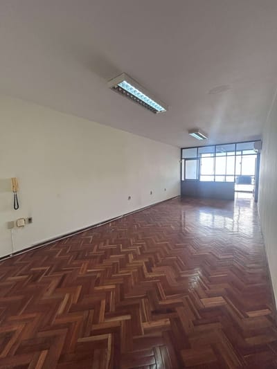 Venta oficina en Ciudad Vieja