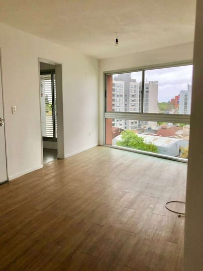 ALQUILER | Apartamento en Montevideo con Balcón y Ascensor, La Blanqueada