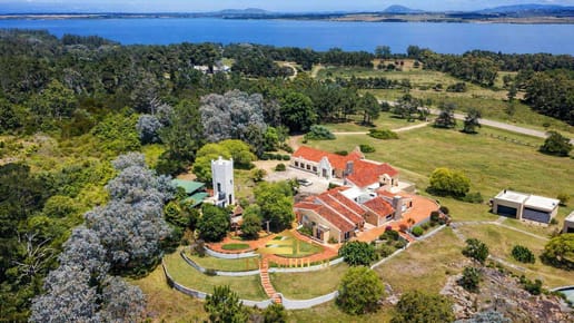 EXCLUSIVA RESIDENCIA A 15  MINITOS DE PUNTA DEL ESTE