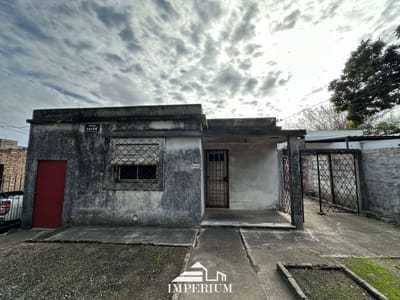 Terreno en Venta c Dos Casas Ituzaingo