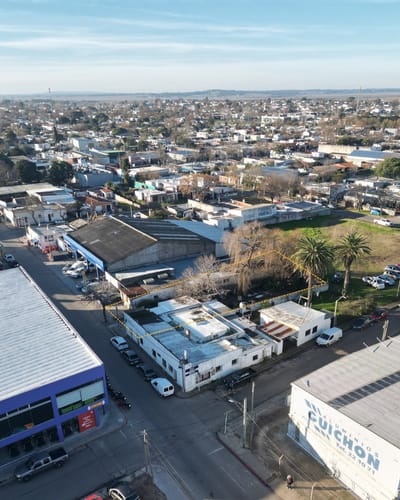 Casa en 19 de Abril para vender como terreno para inversión