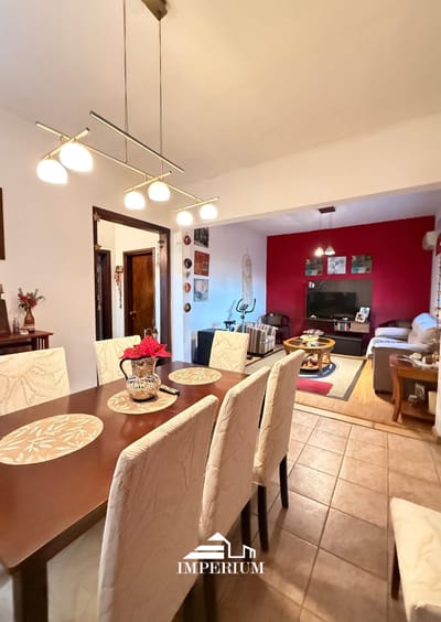 Venta 2 Casas en   / Malvin norte , Montevideo.