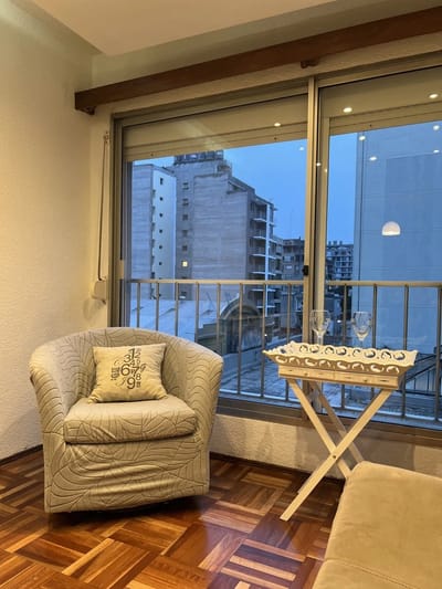 Alquiler Apartamento 3 dormitorios Cordón SEMI AMOBLADO