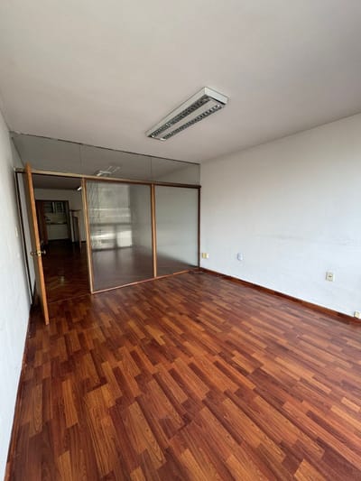 Alquiler oficina en Ciudad Vieja