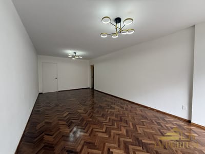 Venta Apartamento 3 dormitorios con Garage en Pocitos