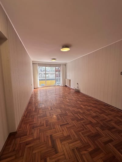 Alquiler Apartamento 4 dormitorios y garaje en Barrio Sur