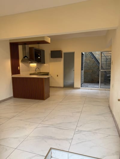 Venta Casa 2 dormitorios y garaje en La Comercial