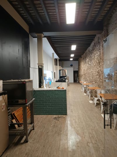 Alquiler Excelente Local Comercial 200 m² Ciudad Vieja