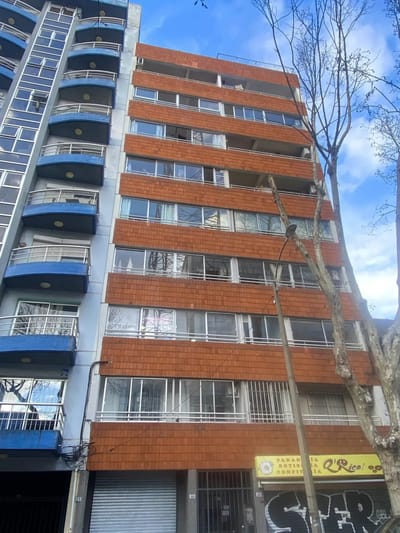 Alquiler Apartamento 2 dormitorios Tres Cruces Con Cochera
