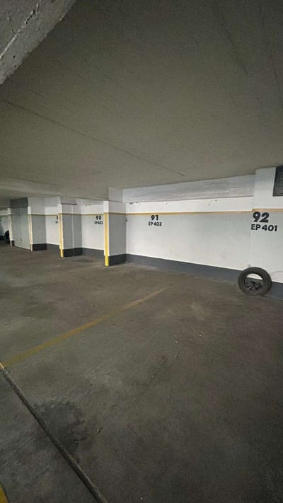 Venta de garaje en Torre Cabildo , Ciudad Vieja