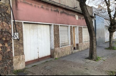 Venta Casa 3 dorm  con garaje y patio Las Piedras