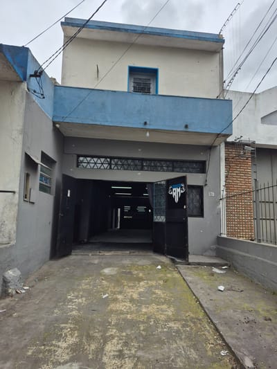 Alquiler Local comercial 200 m² Burgues casi Propios