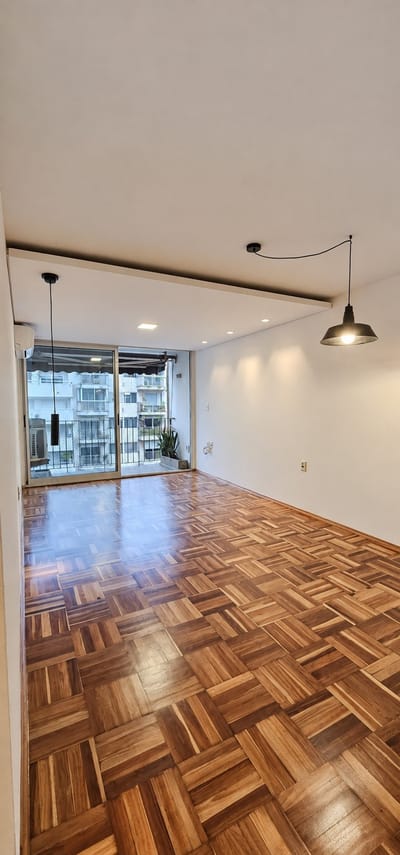 Alquiler Apartamento 3 dormitorios Pocitos Garaje
