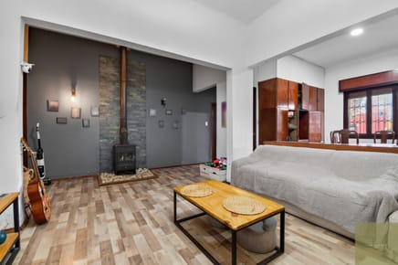 Casa en venta c/ cochera en Brazo Oriental