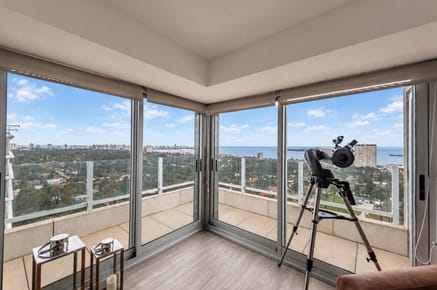 Venta de apartamento de 2 dormitorios en Cantegril. Av. Roosevelt y Argentina