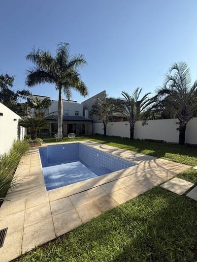 Residencia en venta en el Barrio Mburucuyá