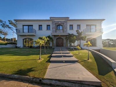 CASA EN VENTA - URUBO GOLF