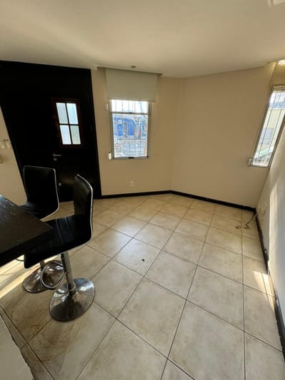 CASA ESQUINA EN VENTA