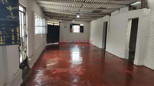 Casa Como Terreno En Venta En Ate | 163.20 M²
