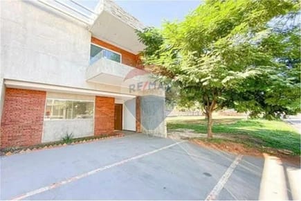 VENDO DUPLEX EN MARIANO ROQUE ALONSO