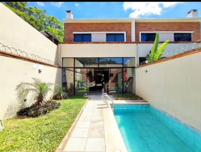 Vendo dúplex estilo minimalista con piscina en Mariano Roque Alonso.