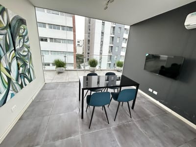 Dpto en edifico Gold Av. San Martin