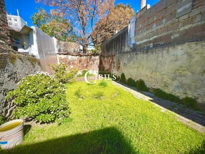 Casa en venta de 3 dormitorios en Pocitos para reciclar – excelente ubicación y gran potencial