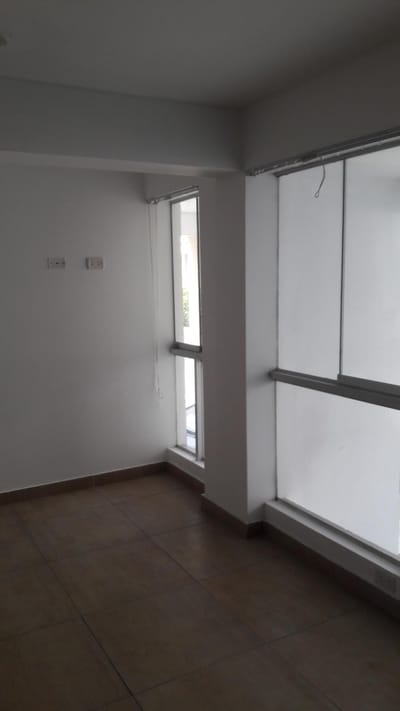 ALQUILO BONITO DEPARTAMENTO CON COCHERA EN EXCELENTE UBICACIÓN