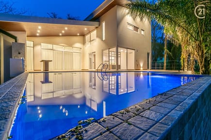 A estrenar Lujosa casa en el Urubo, Venta o alquiler 