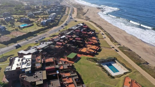 (BPV-BPV-10487)  Departamento en alquiler temporal de 4 ambientes en MANANTIALES