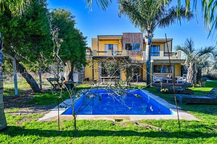(BPV-BPV-10640)  Casa del Águila en Alquiler – 6 Dormitorios, Piscina y Gym