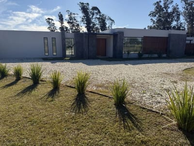 (BPV-BPV-10700)  Casa en venta de 5 ambientes en La Barra