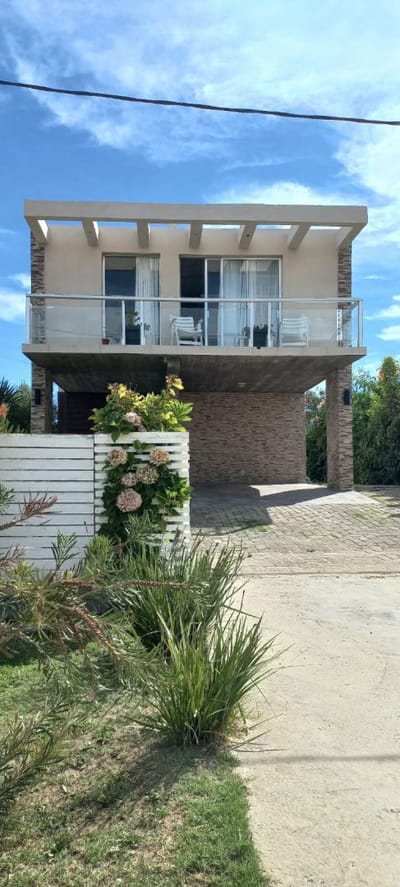 (BPV-BPV-10827)  Casa en alquiler de 3 dormitorios en Balneario Buenos Aires