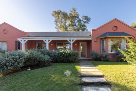 (BPV-BPV-11127)  Tradicional casa de La Barra con espectacular terreno en venta