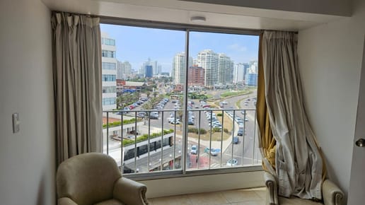 (BPV-BPV-11242)  Apartamento en venta frente al mar de 3 dormitorios en la Peninsula, Punta Del Este