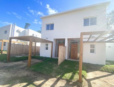 (BPV-BPV-11328)  CASA EN VENTA EN PUNTA DEL ESTE, PINARES, PARQUE BURNETT